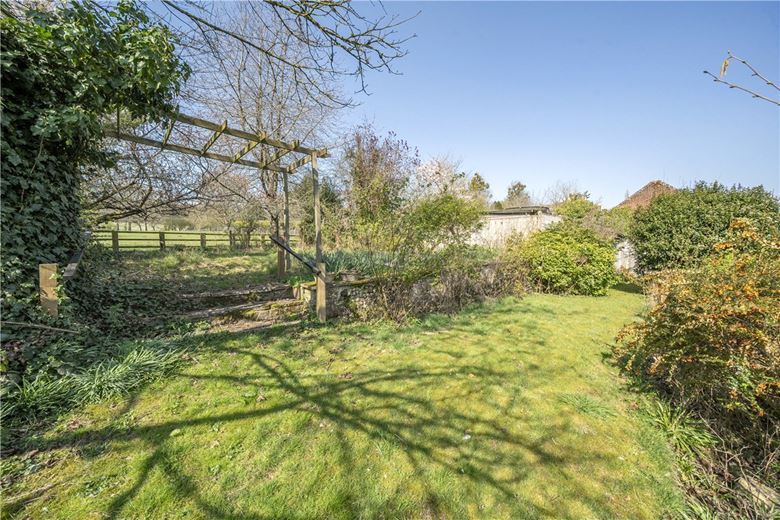 4 bedroom house, Hurstbourne Priors, Whitchurch RG28 - Available