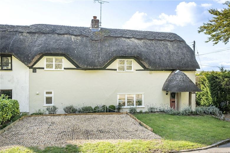 2 bedroom cottage, Kilmeston, Alresford SO24 - Available