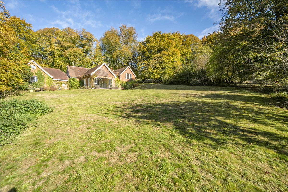 4 bedroom house, Leckford, Stockbridge SO20 - Available