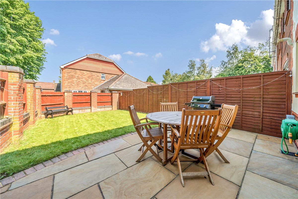 3 bedroom , Burgage Field, Whitchurch RG28 - Available