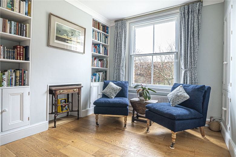 3 bedroom house, Gladstone Terrace, Sugar Lane SP11 - Available