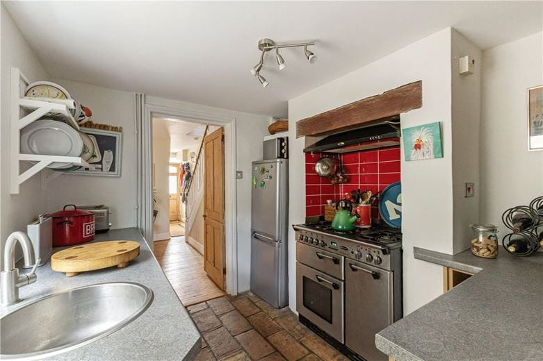 2 bedroom house, The Dean, Alresford SO24 - Available