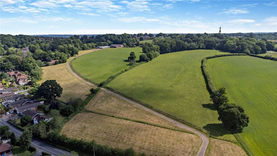 41.8 acres Bungalow, The Ridge, Cold Ash RG18 - Sold