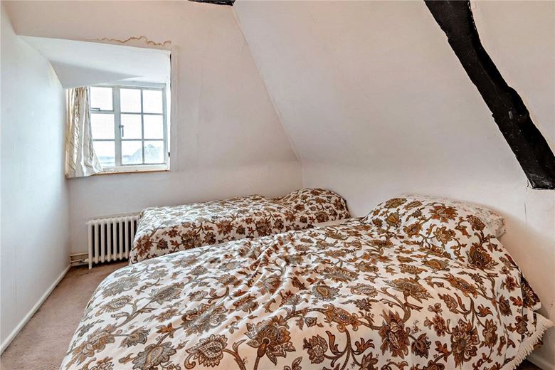 100 acres House, Leckhampstead, Newbury RG20 - Sold STC