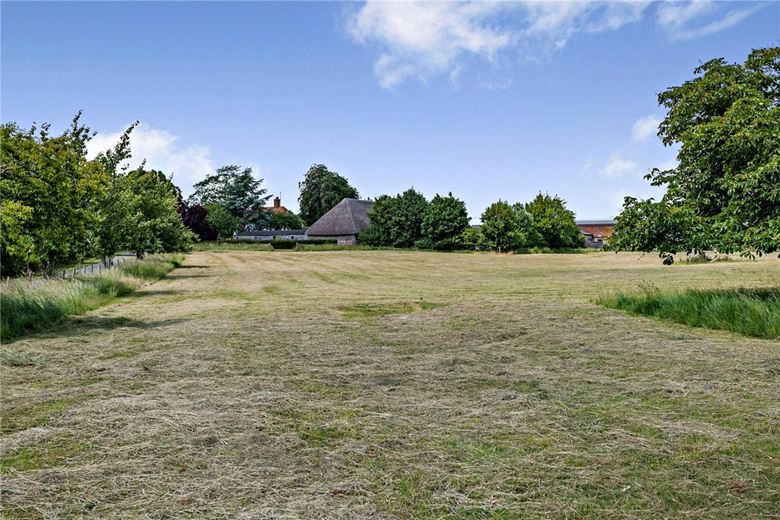 100 acres House, Leckhampstead, Newbury RG20 - Sold STC