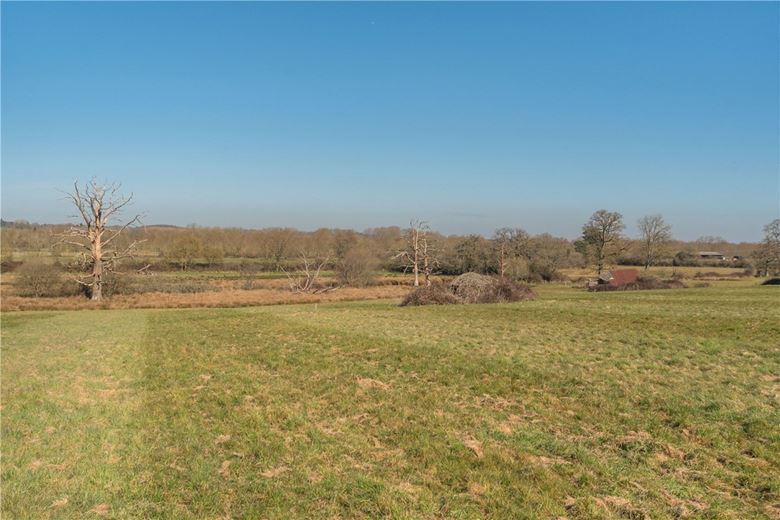 80.4 acres House, Church Road, Aldermaston RG7 - Sold STC
