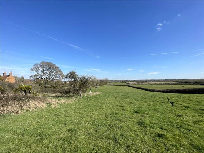5.2 acres Land, Beenham, Berkshire RG7 - Available