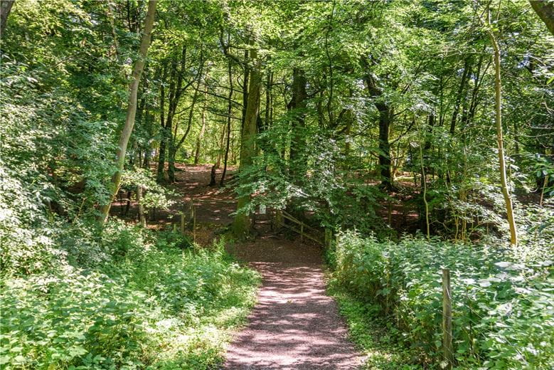 7.8 acres Land, Greenham, Thatcham RG19 - Available