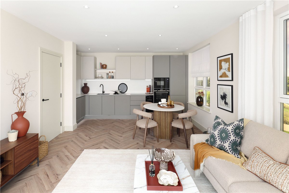 2 bedroom flat, London Square Wandsworth Common, Springfield Drive SW17 - Available