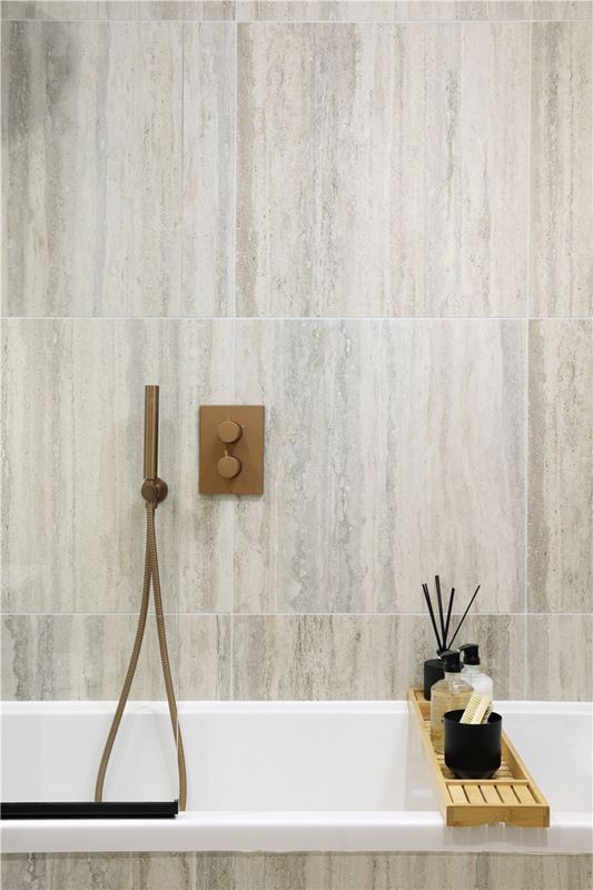 2 bedroom flat, London Square Wandsworth Common, Springfield Drive SW17 - Available