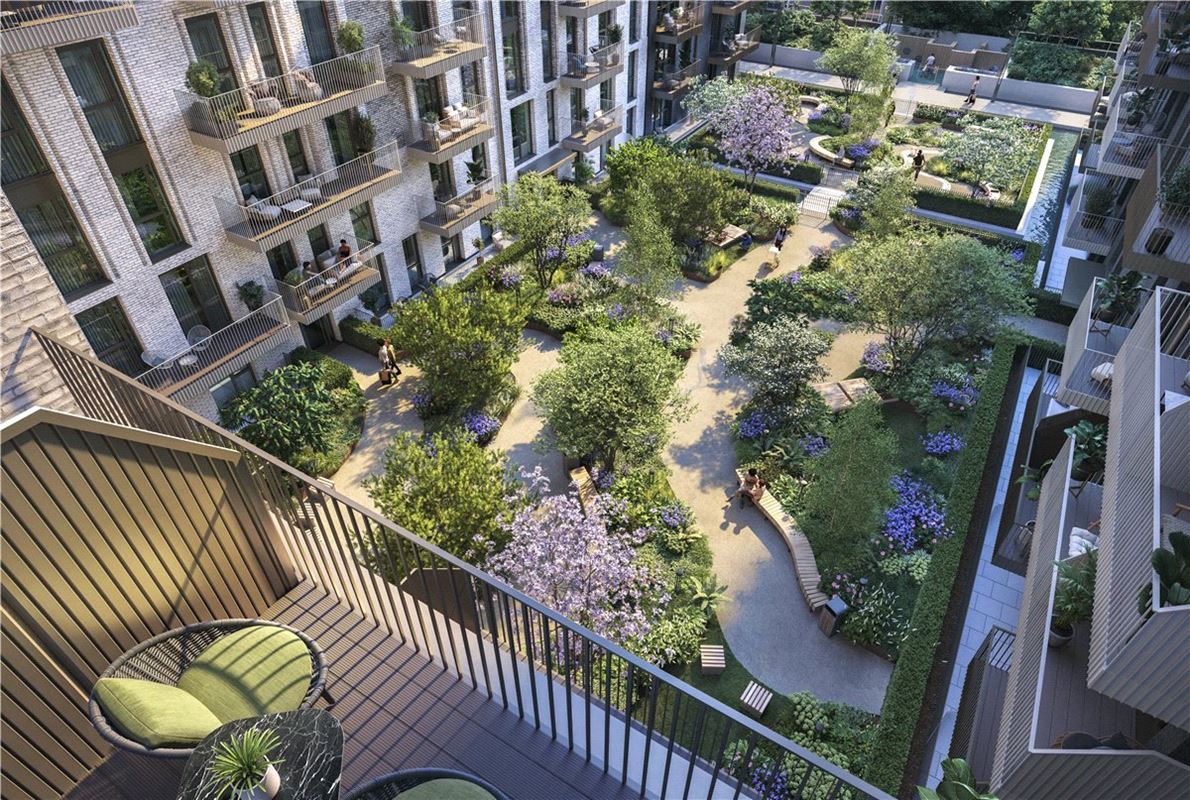 1 bedroom flat, London Dock, 9 Arrival Square E1W - Available