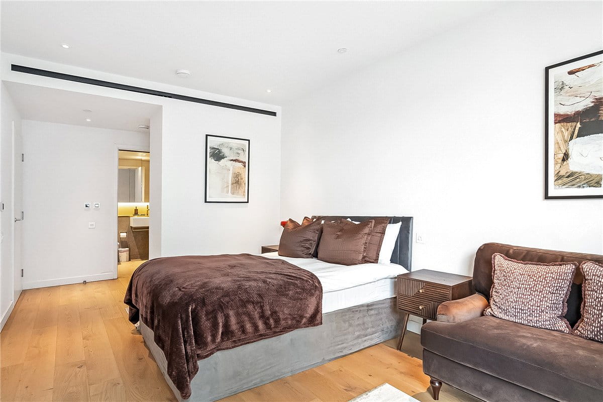 3 bedroom flat, Beechmore House, Electric Boulevard, Battersea Power Station SW11 - Available