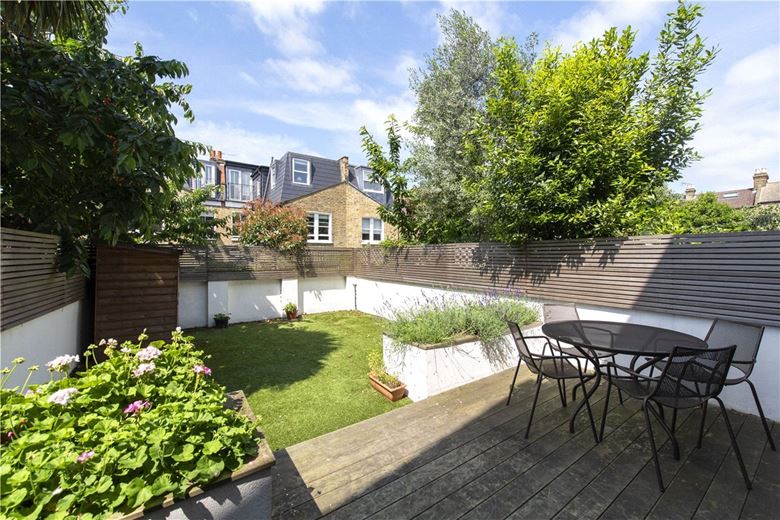 4 bedroom house, Fernside Road, London SW12 - Sold