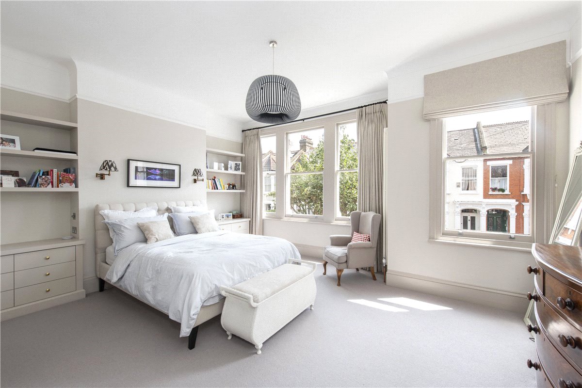 4 bedroom house, Fernside Road, London SW12 - Sold