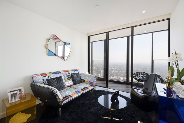 3 bedroom flat, DAMAC Tower, Nine Elms SW8 - Available