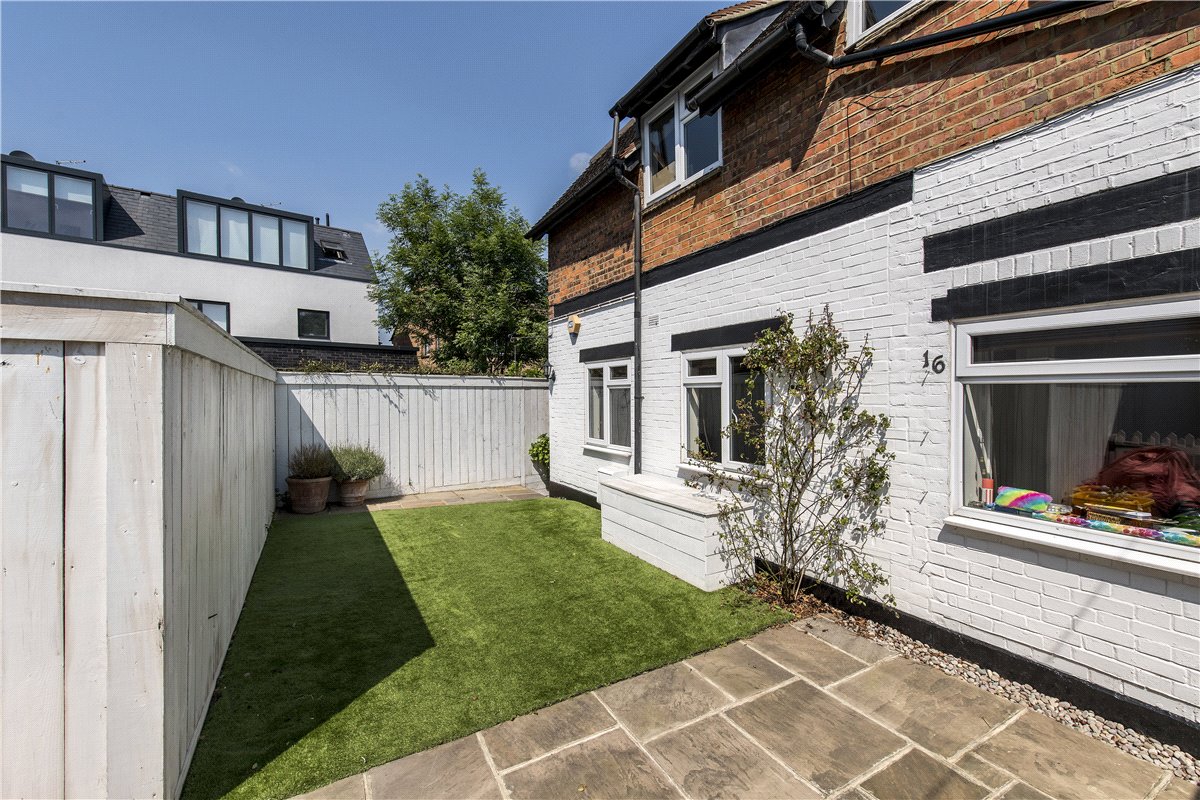 4 bedroom , St. James's Drive, Wandsworth Common SW17 - Sold