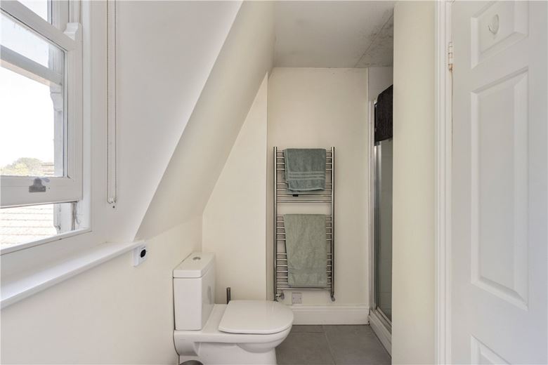 3 bedroom house, Brixton Hill, London SW2 - Available