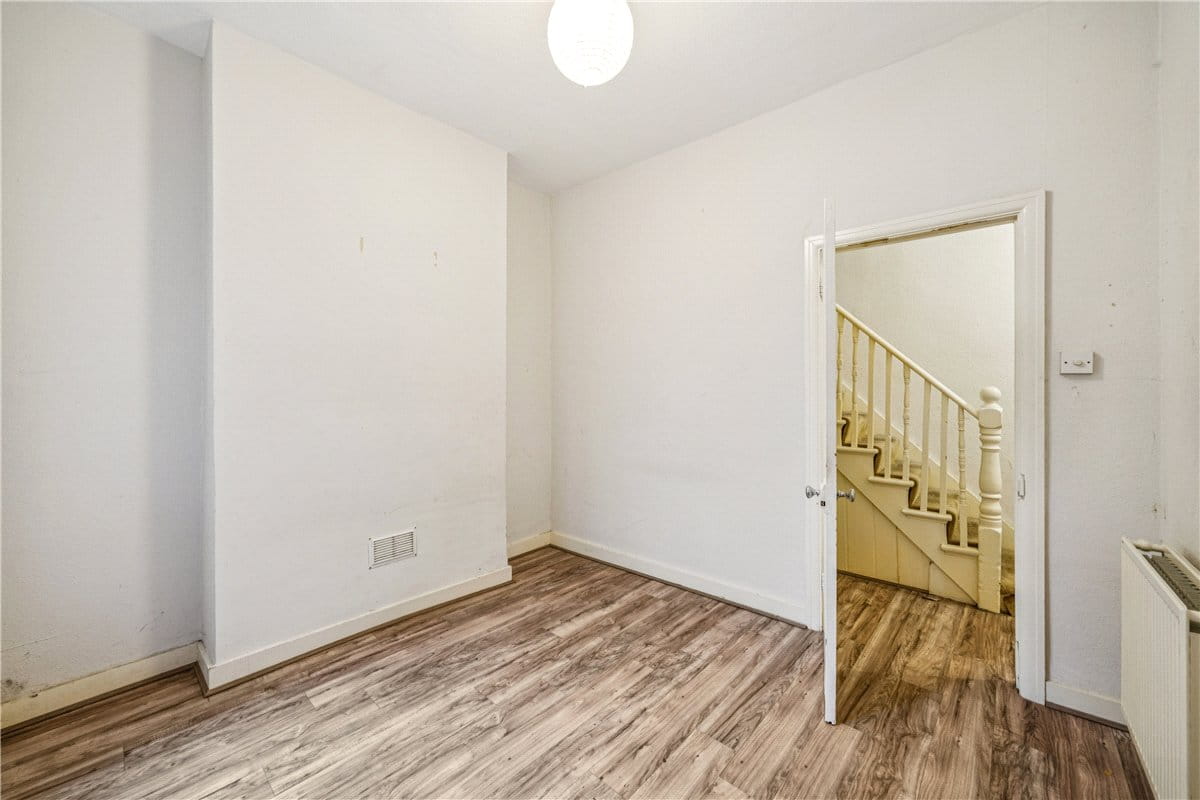 3 bedroom house, Holdernesse Road, London SW17 - Available