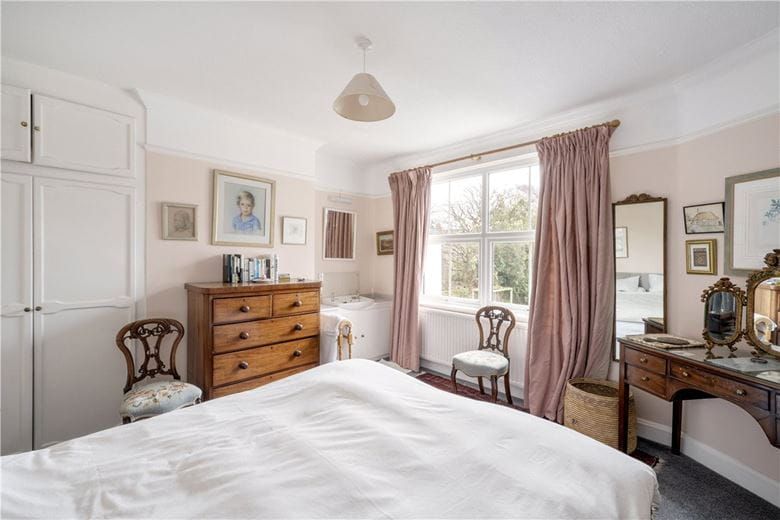 5 bedroom house, Frewin Road, London SW18 - Sold