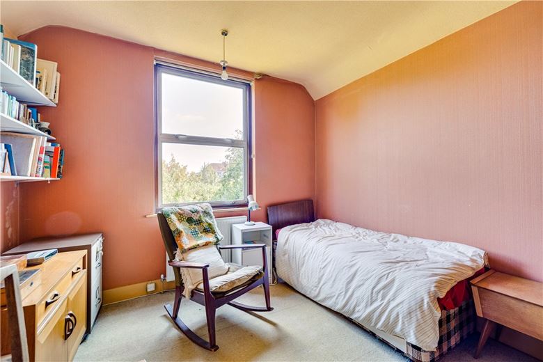 4 bedroom house, Frewin Road, London SW18 - Sold