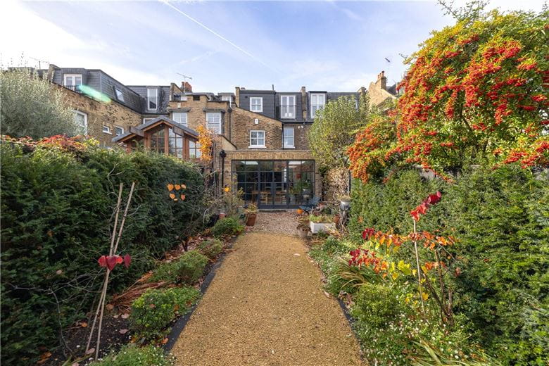 4 bedroom house, Althorp Road, Bellevue Village SW17 - Available
