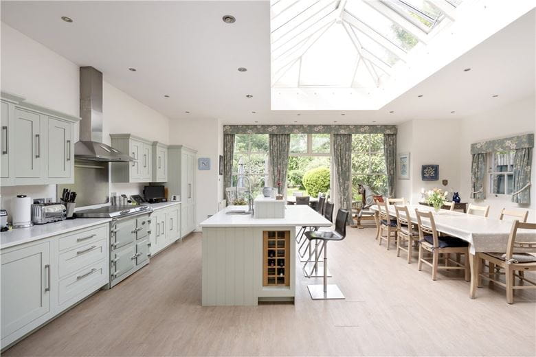 6 bedroom house, Trinity Road, London SW18 - Sold STC