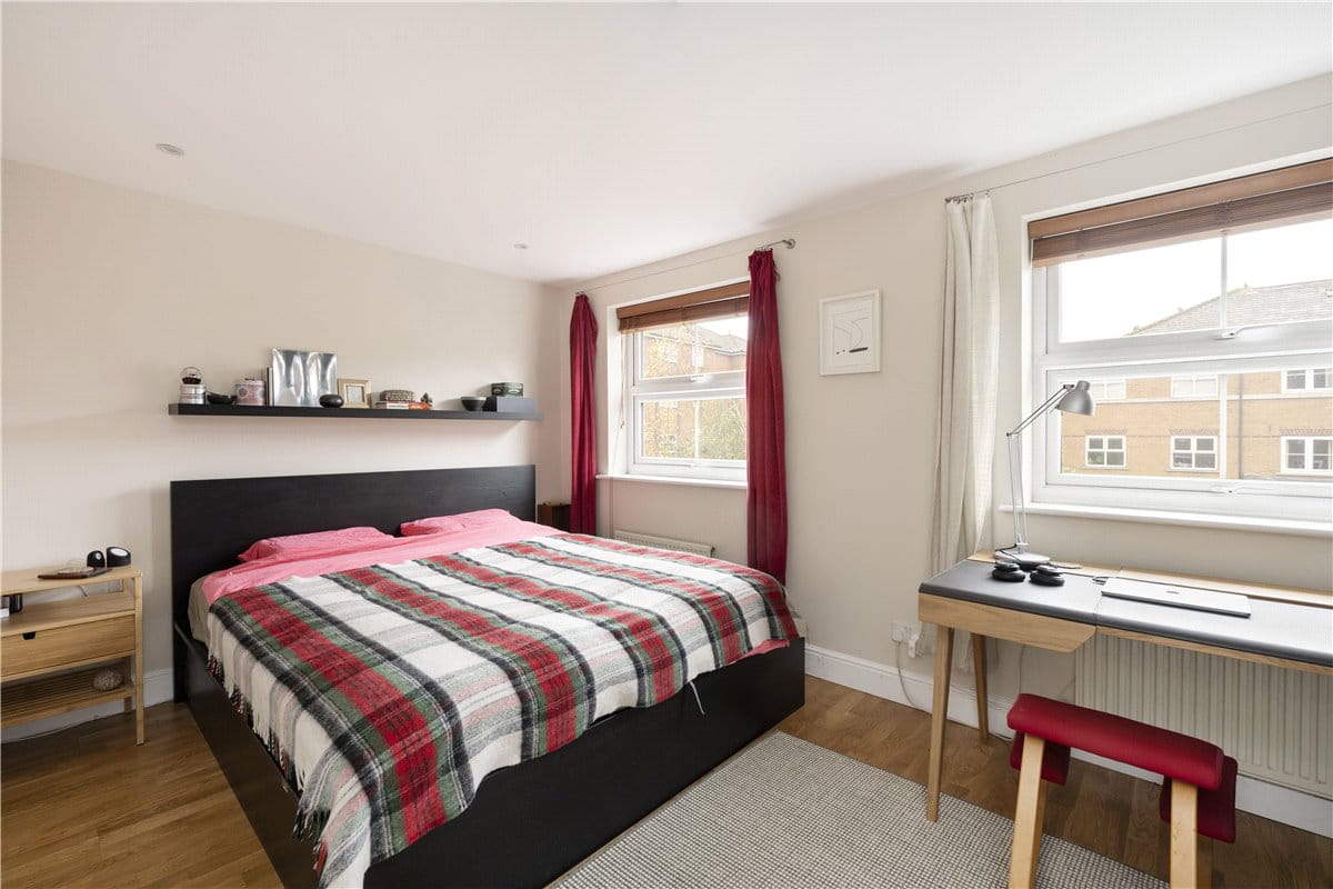 5 bedroom house, Elderfield Place, Heritage Park/Tooting Bec SW17 - Sold