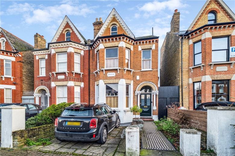 7 bedroom house, Hendham Road, London SW17 - Available