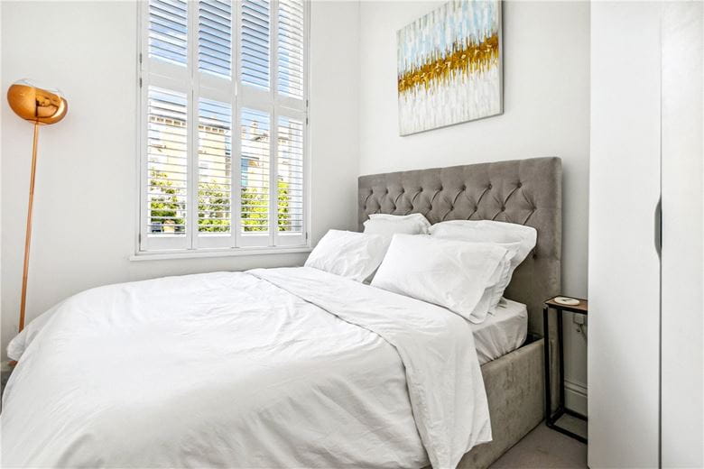 1 bedroom flat, St. Martins Court, Trinity Road, London SW17 - Sold