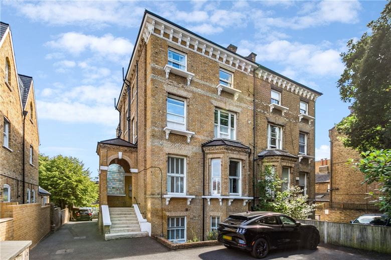 1 bedroom flat, St. Martins Court, Trinity Road, London SW17 - Sold