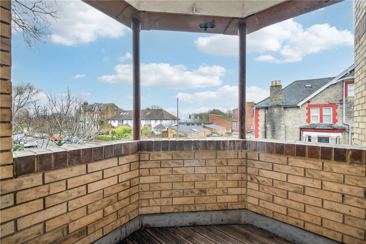 1 bedroom flat, Bedford Hill, Balham SW12 - Sold