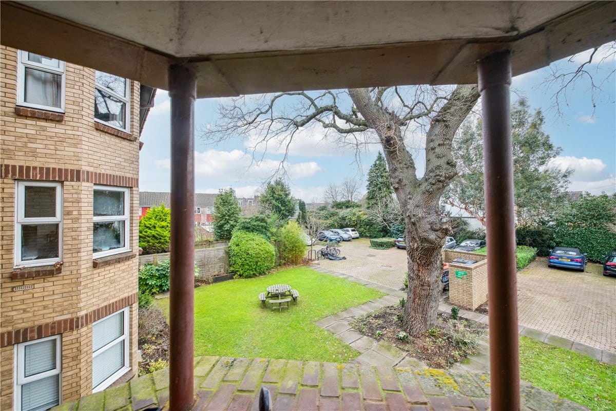 1 bedroom flat, Bedford Hill, Balham SW12 - Sold