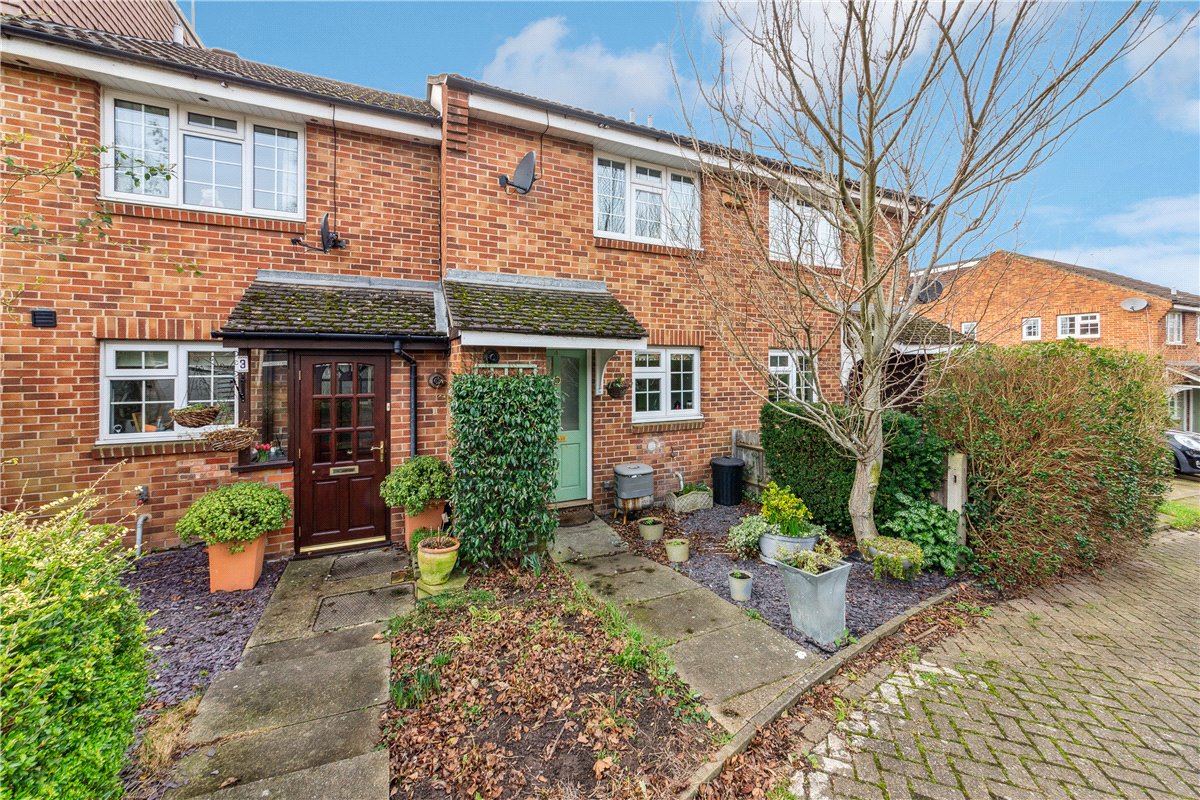 2 bedroom house, St. Peter's Close, London SW17 - Sold