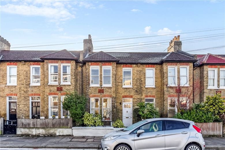 2 bedroom house, Smallwood Road, London SW17 - Available