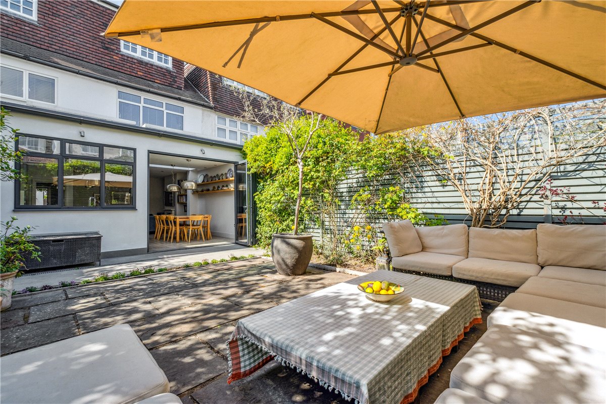 4 bedroom house, Marham Gardens, London SW18 - Sold