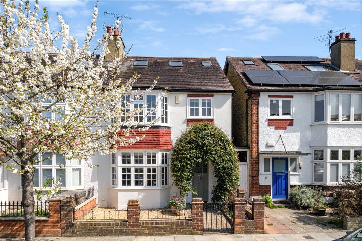4 bedroom house, Marham Gardens, London SW18 - Sold