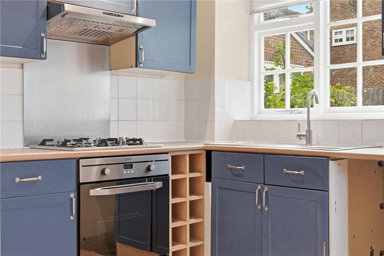 1 bedroom house, Ashdown Way, Balham SW17 - Available