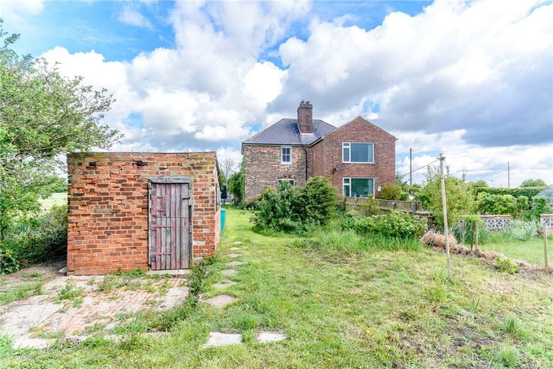 2 bedroom cottage, Channel Road, Sunk Island HU12 - Sold
