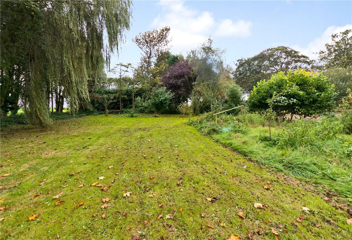 4 bedroom house, Channel Road, Sunk Island HU12 - Sold