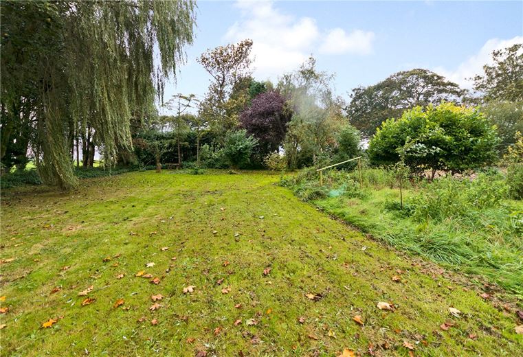 4 bedroom house, Channel Road, Sunk Island HU12 - Sold