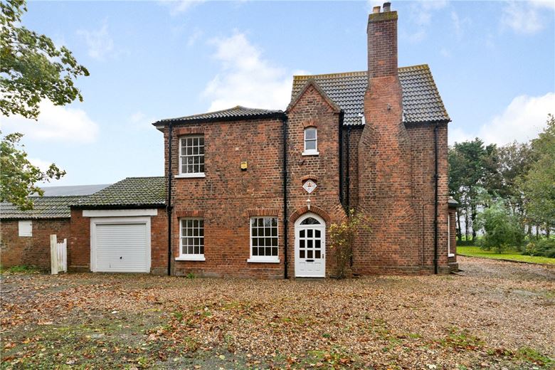 4 bedroom house, Channel Road, Sunk Island HU12 - Sold