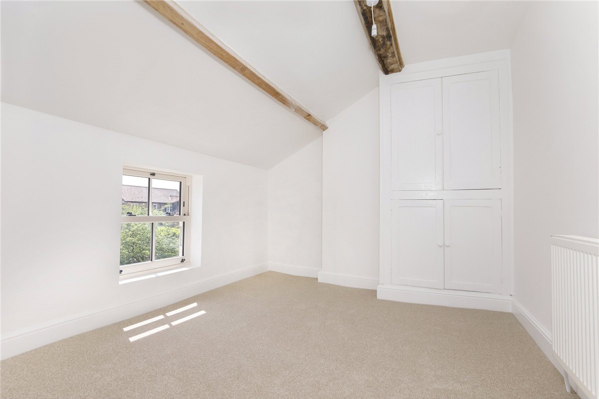 4 bedroom house, Croft Farm House, Main Street YO26 - Let Agreed