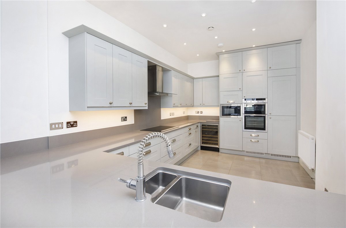 3 bedroom flat, The Residence, Bishopthorpe Road YO23 - Available