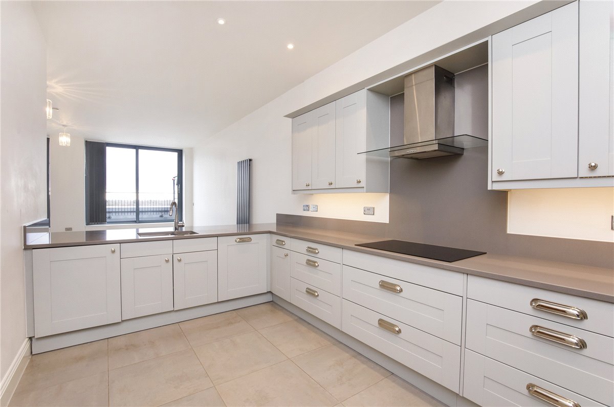 3 bedroom flat, The Residence, Bishopthorpe Road YO23 - Available