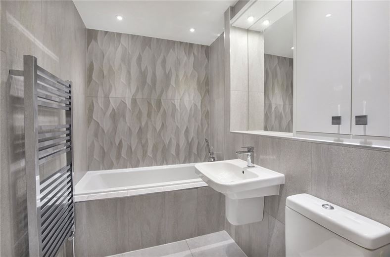 3 bedroom flat, The Residence, Bishopthorpe Road YO23 - Available