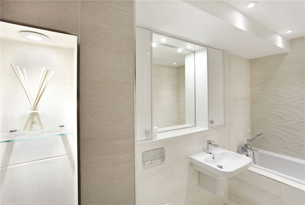 2 bedroom flat, The Residence, Bishopthorpe YO23