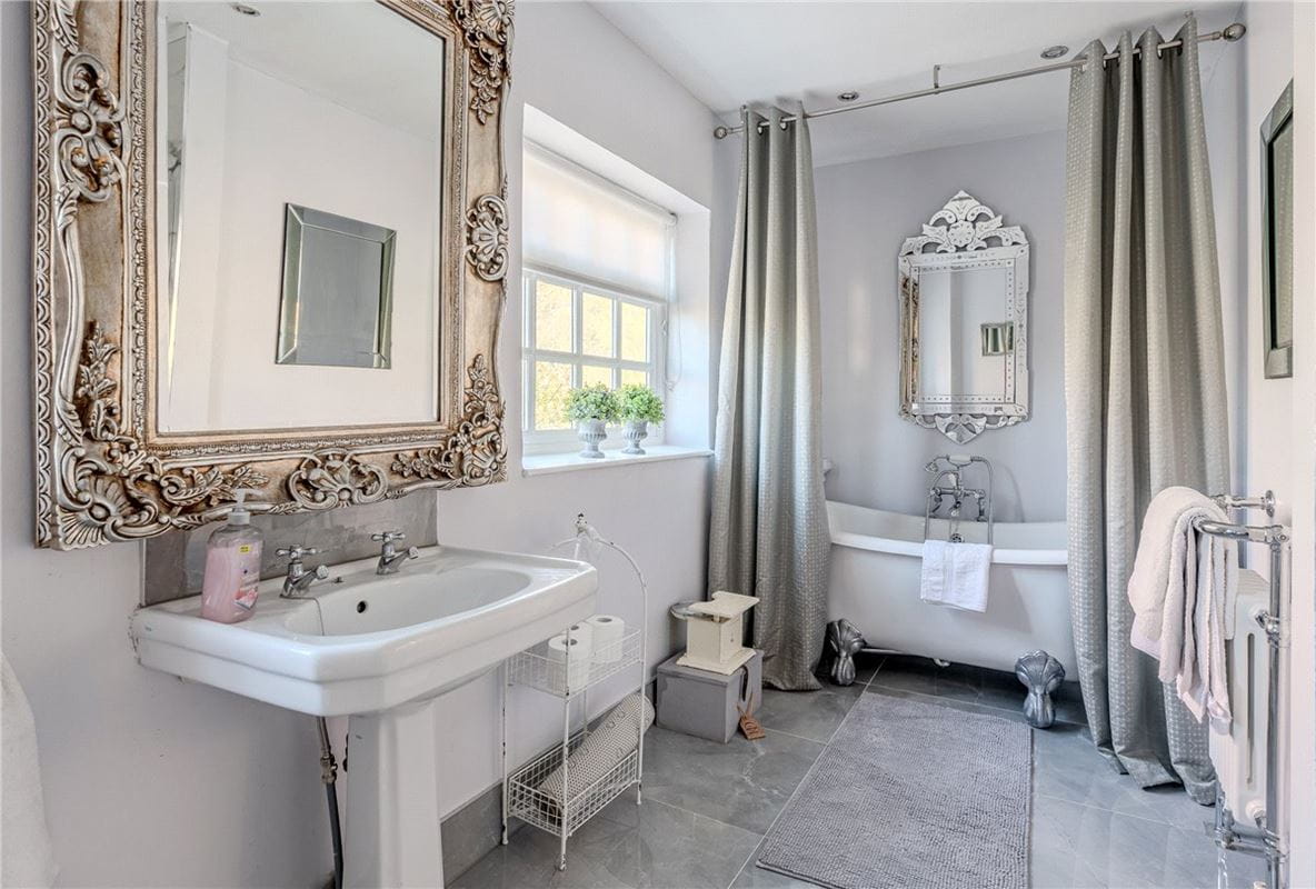 5 bedroom house, Old Road, Cawood YO8