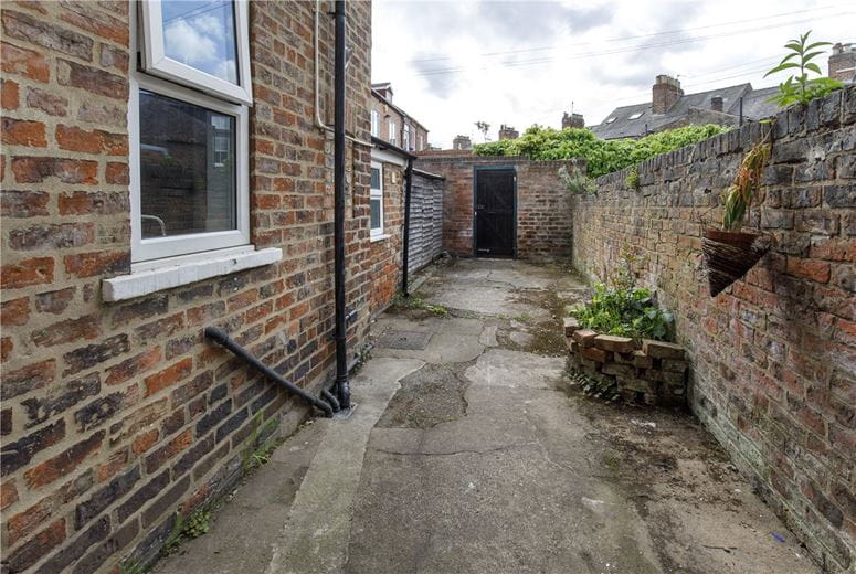 3 bedroom house, Eldon Terrace, York YO31 - Available