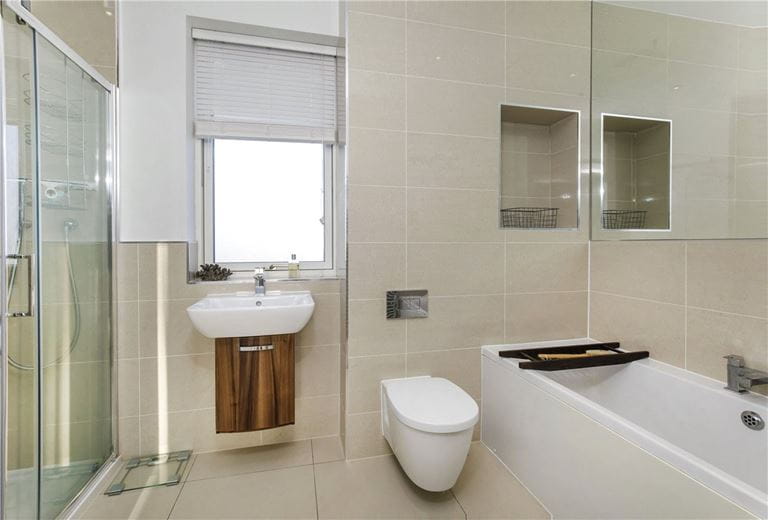 4 bedroom house, Clock Tower Way, York YO23 - Available