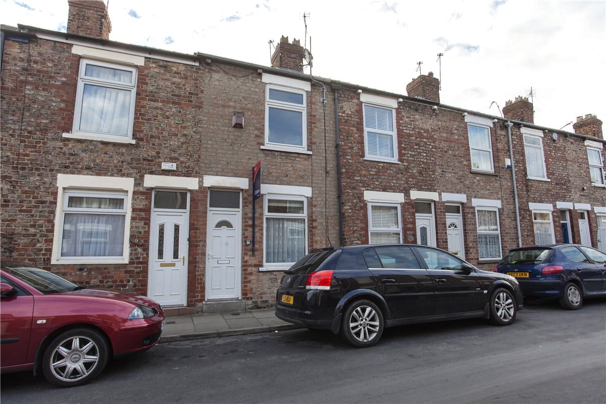 2 bedroom house, Kitchener Street, York YO31 - Let Agreed